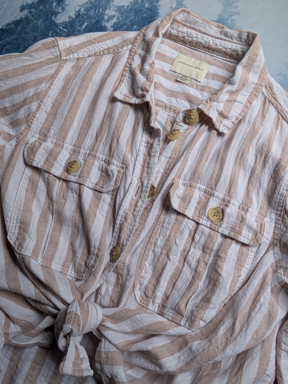 American Eagle Button-Up Beige & White Striped Lightweight Shirt